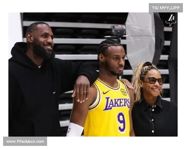 美国女足联赛薪资谈判成功 顶薪提升至80万美元创历史新高